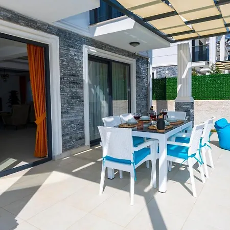 Hisar 2 - 4 Bedroom In Hisaroenue 别墅 *